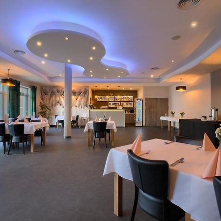 Nova Stodola Hotel Klomnice Exterior photo